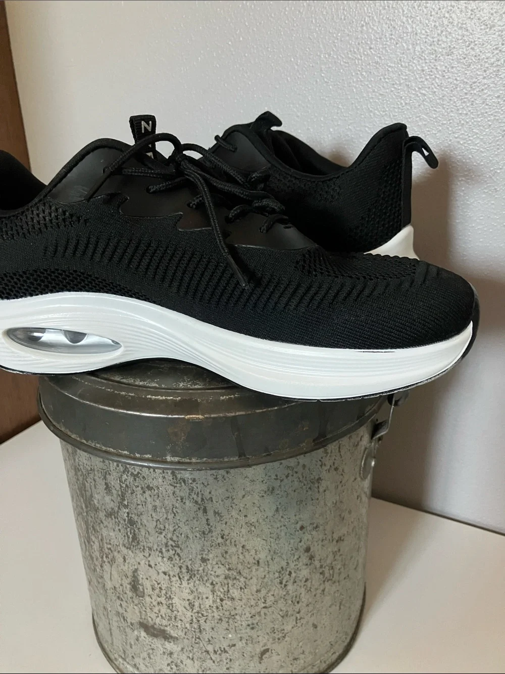 Black Women's Athletic Running Shoes with Cushioned White Sole